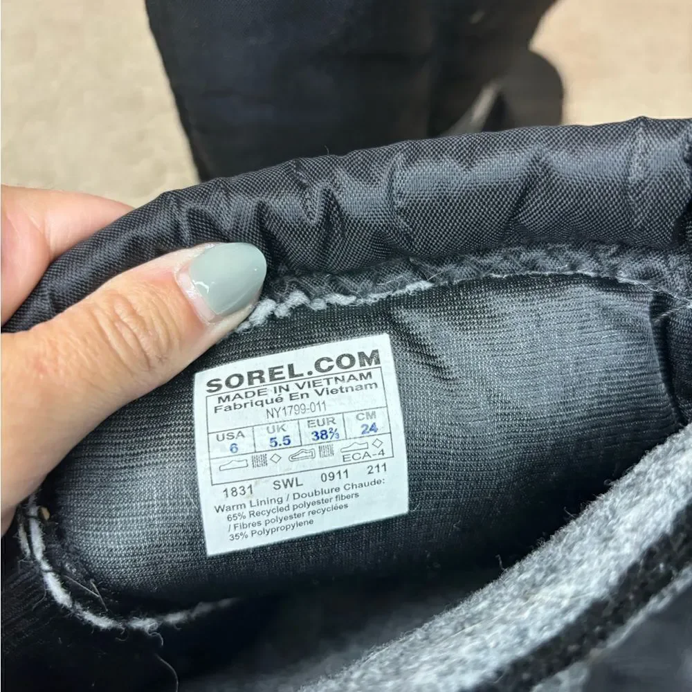 Sorel Flurry Waterproof Insulated Winter Boots Black Size 6